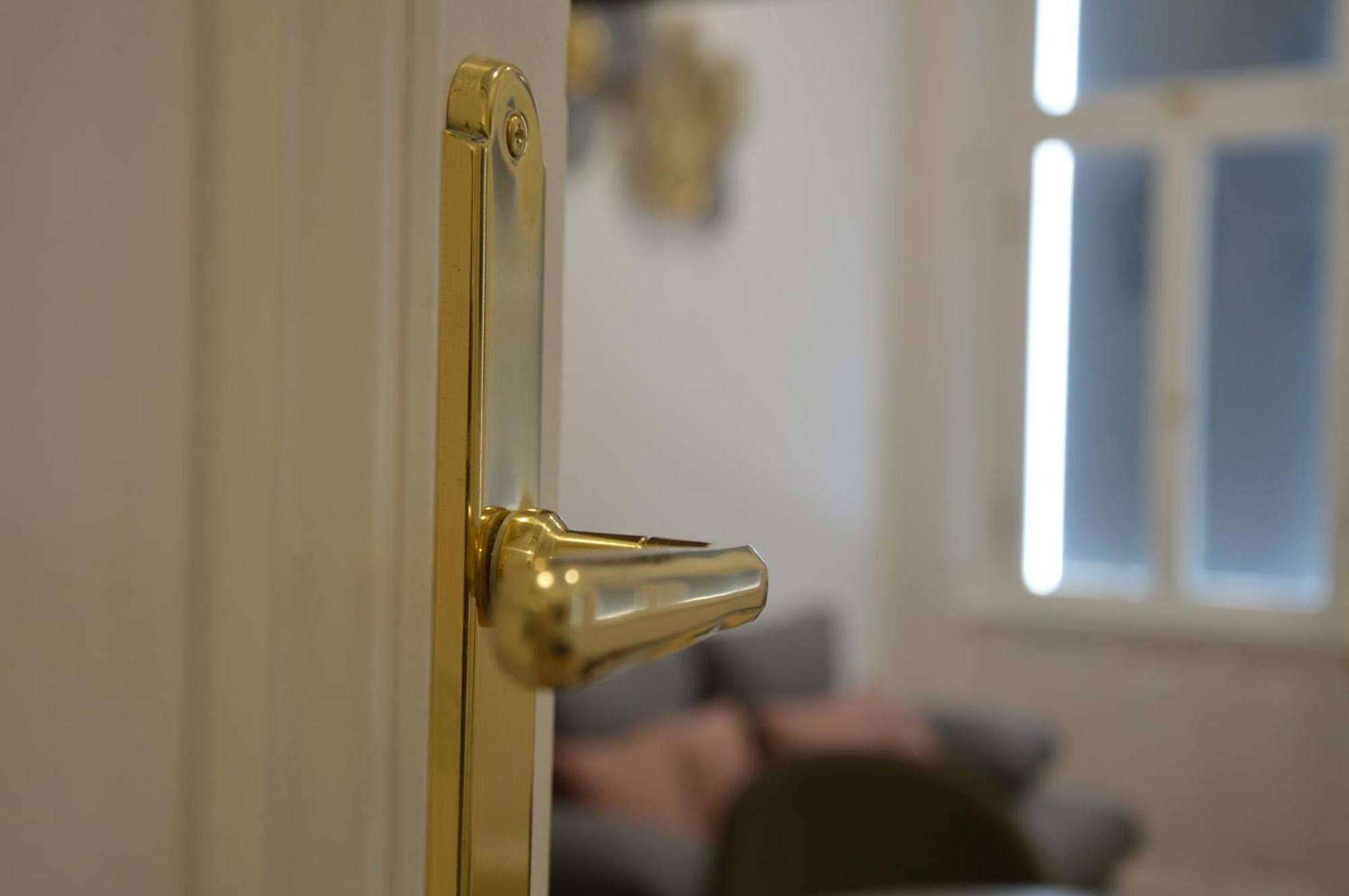 V62 Studio Apartments- In The Downtown Sopron Zewnętrze zdjęcie