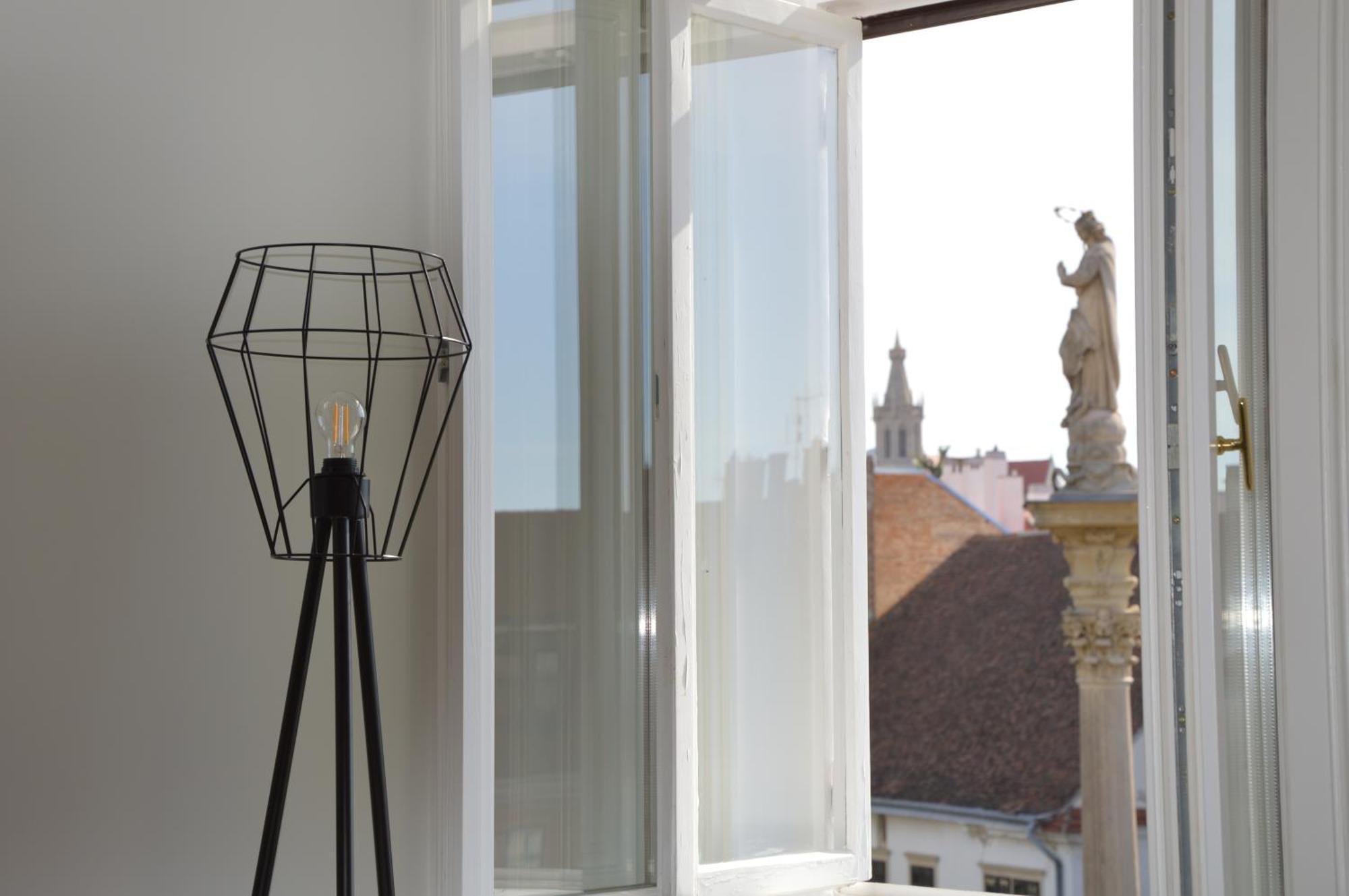 V62 Studio Apartments- In The Downtown Sopron Zewnętrze zdjęcie