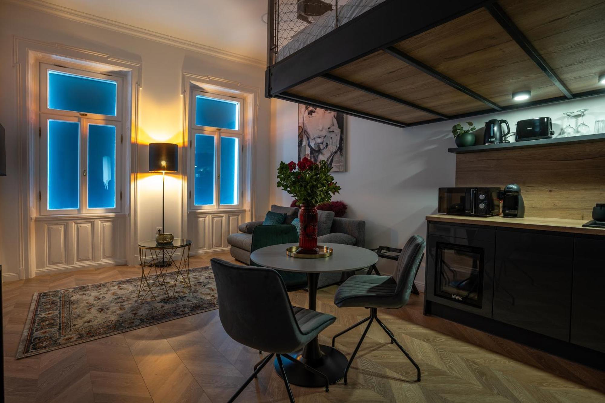 V62 Studio Apartments- In The Downtown Sopron Zewnętrze zdjęcie